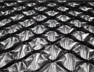 Ненасыпной искусственный газон с амортизирующим матом для спортивных площадок