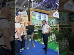 искусственный газон без наполнения с 1978 года